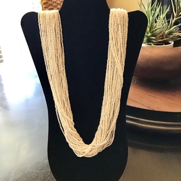 Two Coral Beaded Necklaces - Picture 3 of 5